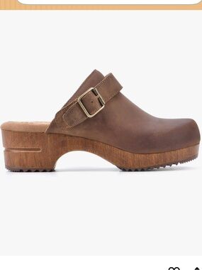 NWOT White Mountain ‘Being’ clog convertible strap brown
9 1/2